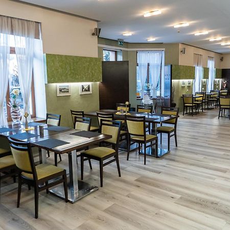Franko Hotel Зволен Екстер'єр фото